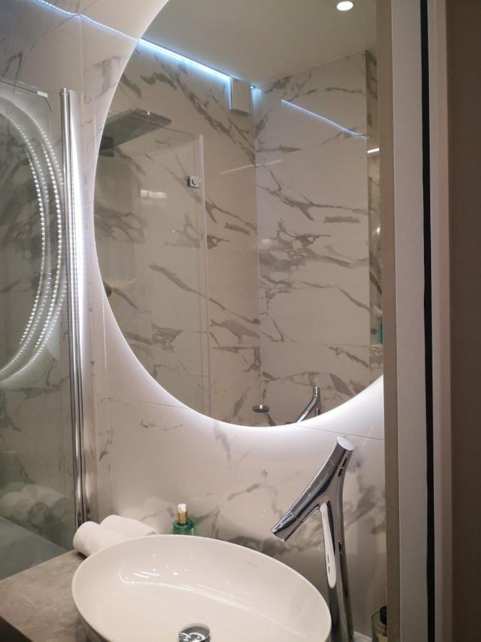Fortuna Luxury Rooms 1 スプリト エクステリア 写真