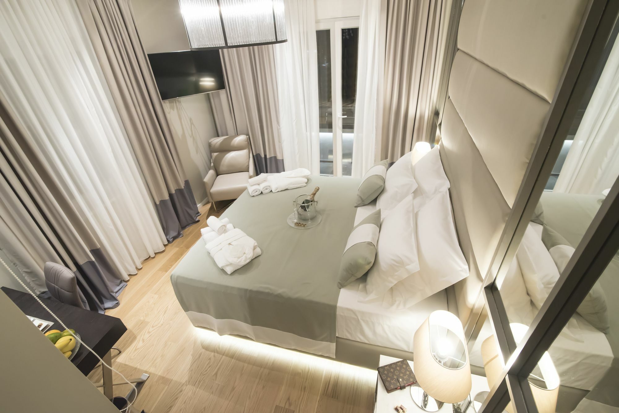 Fortuna Luxury Rooms 1 スプリト エクステリア 写真